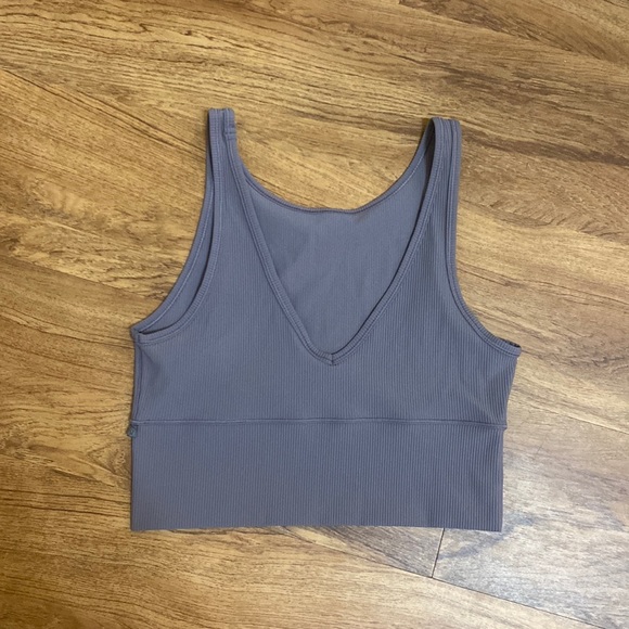 lululemon athletica Tops - NWOT Lululemon power pivot tank in dusk lavender size 8